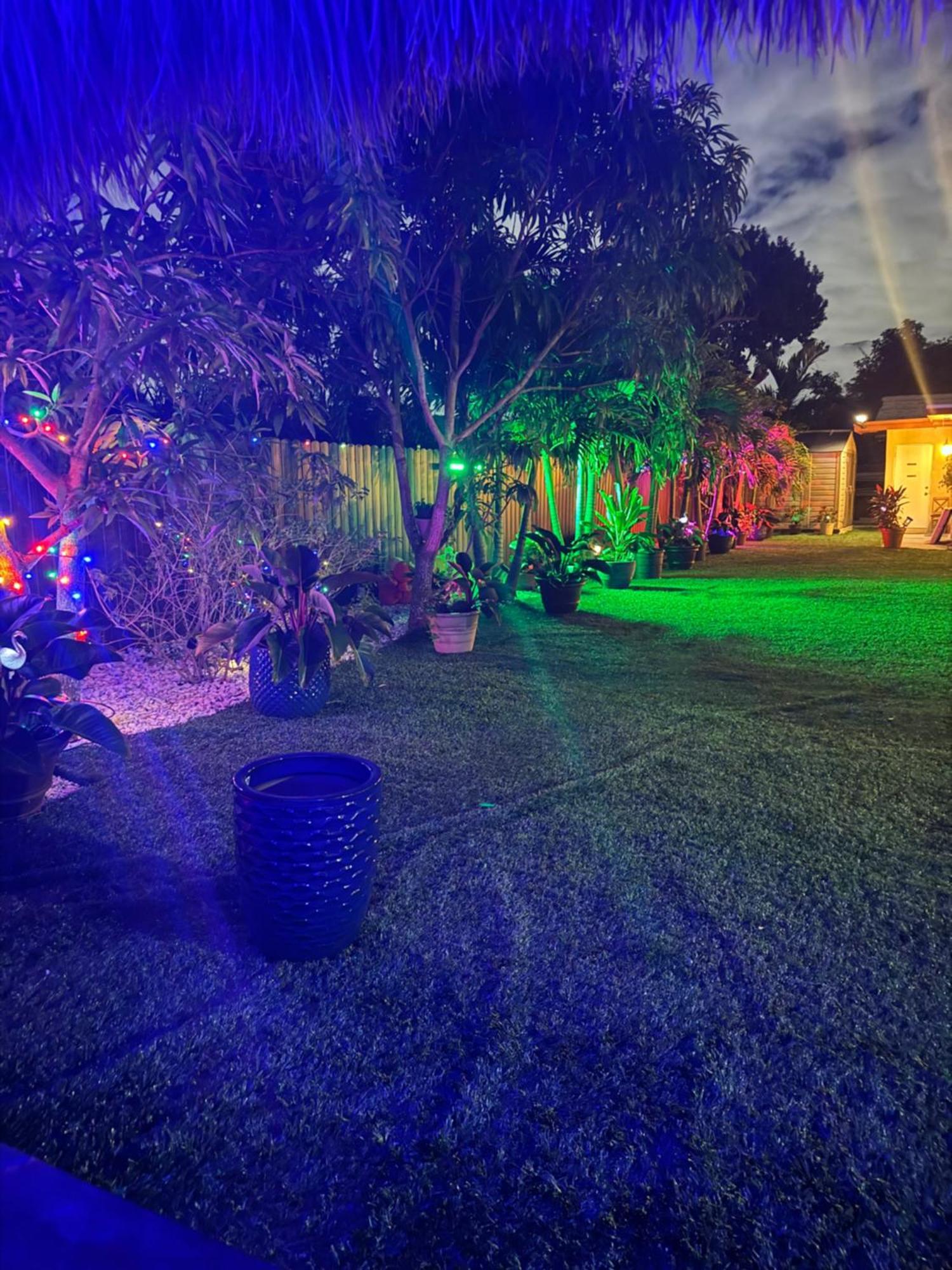 Paradise Oasis1 Golden Glades エクステリア 写真